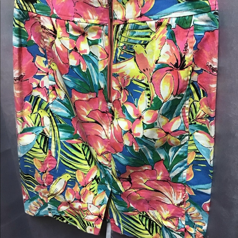 LOFT petite skirt - Picture 2 of 5